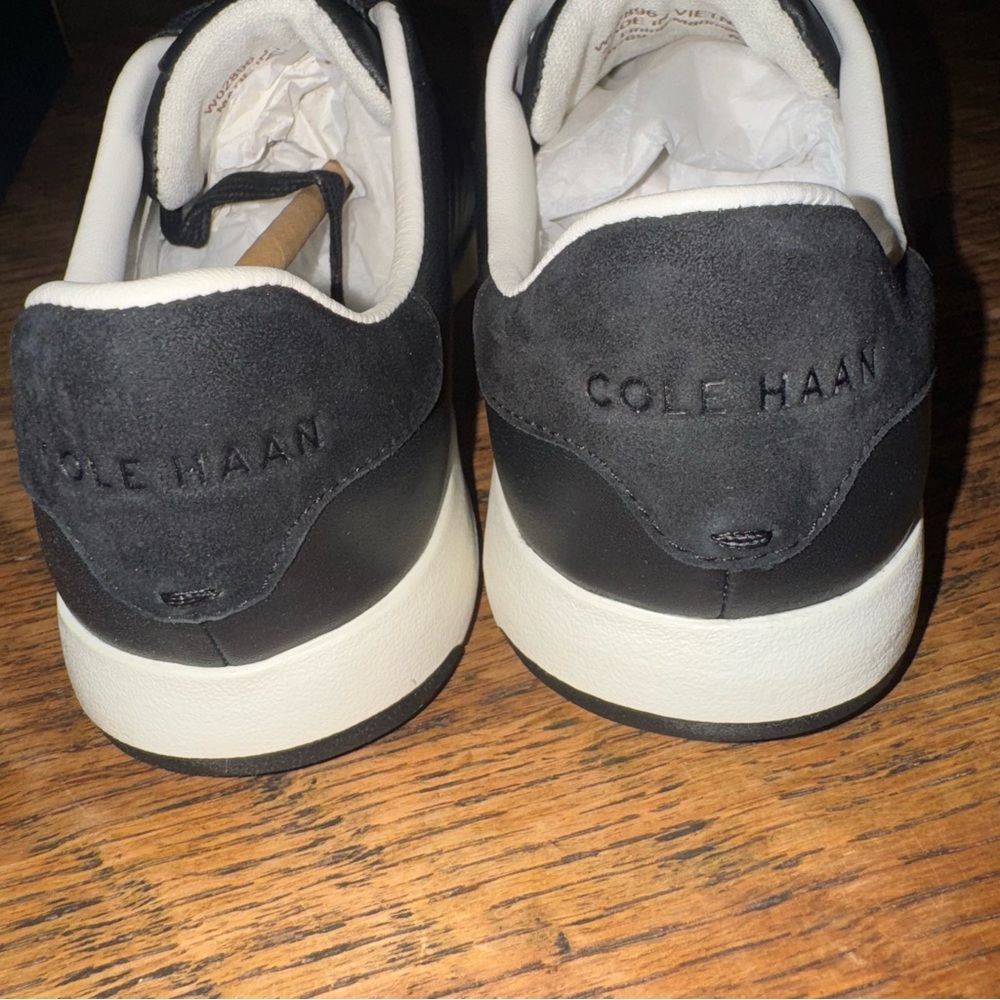 Cole Haan women’s size 8.5 grandpro tennis Black and White Sneakers NEW NIB - Picture 8 of 8